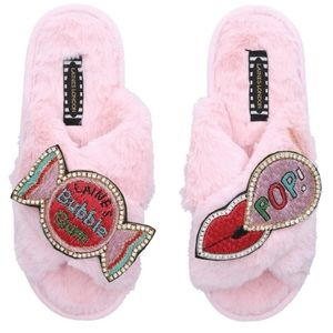🎀 Laines London Baby Pink Fluffy Slippers w/ Bubblegum Brooch (Fits Size 9-10)